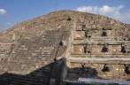 Templo de Quetzalcoátl, nas ruínas de Teotihuacán, ao norte da Cidade do México